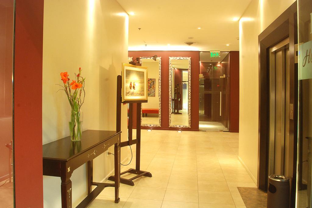 Howard Johnson Plaza Jujuy San Salvador de Jujuy Buitenkant foto